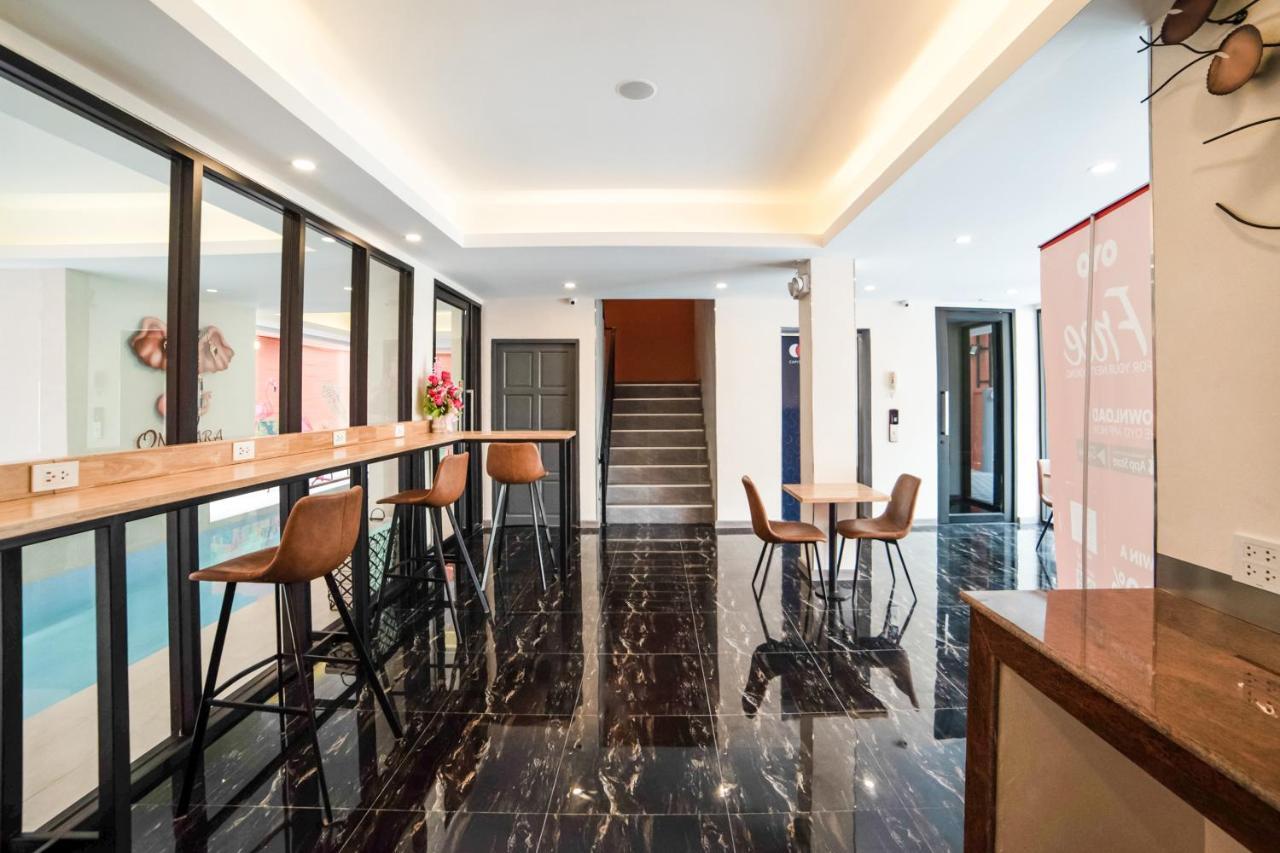 Ongkara Near Bts Thonglor Hotel Банкок Екстериор снимка