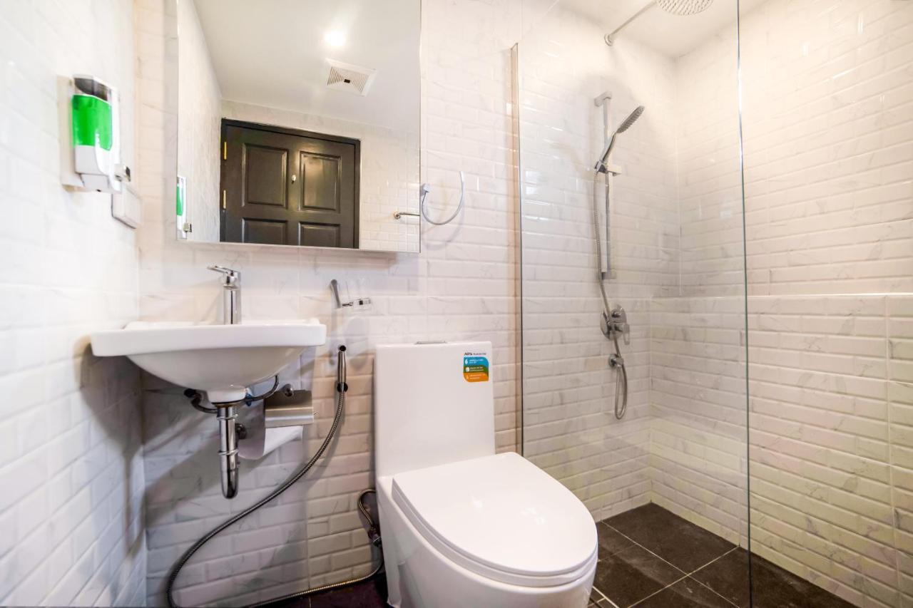 Ongkara Near Bts Thonglor Hotel Банкок Екстериор снимка
