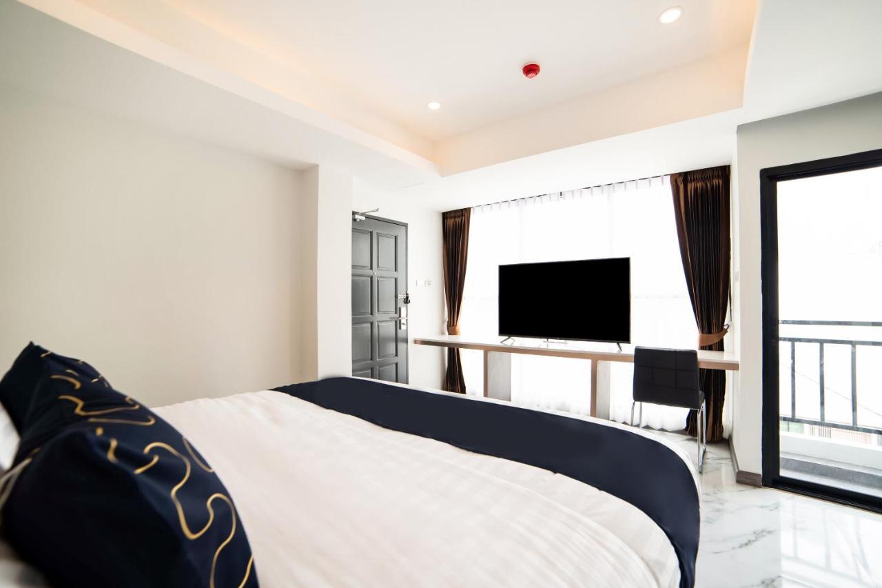 Ongkara Near Bts Thonglor Hotel Банкок Екстериор снимка